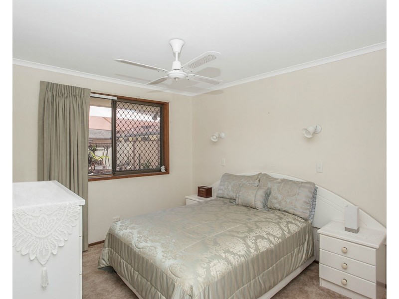 1/89 Christine Avenue, Burleigh Waters QLD 4220