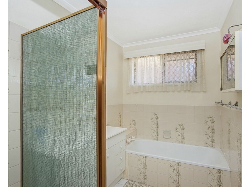 1/89 Christine Avenue, Burleigh Waters QLD 4220