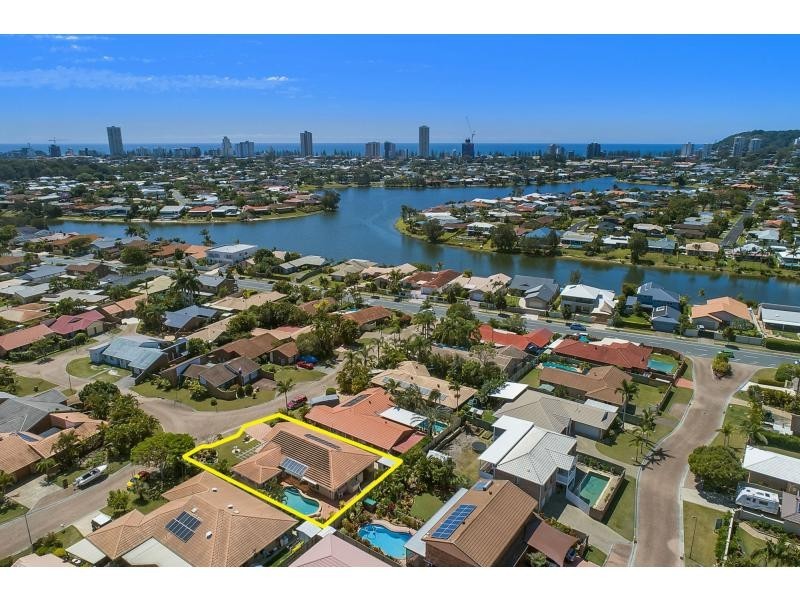 10 Myna Way, Burleigh Waters QLD 4220