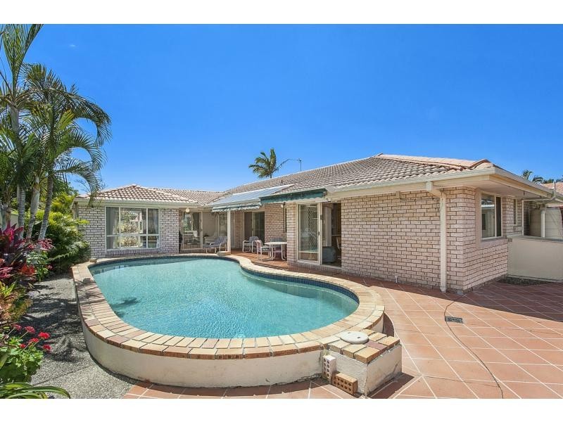 10 Myna Way, Burleigh Waters QLD 4220