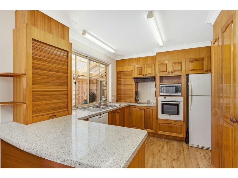 10 Myna Way, Burleigh Waters QLD 4220
