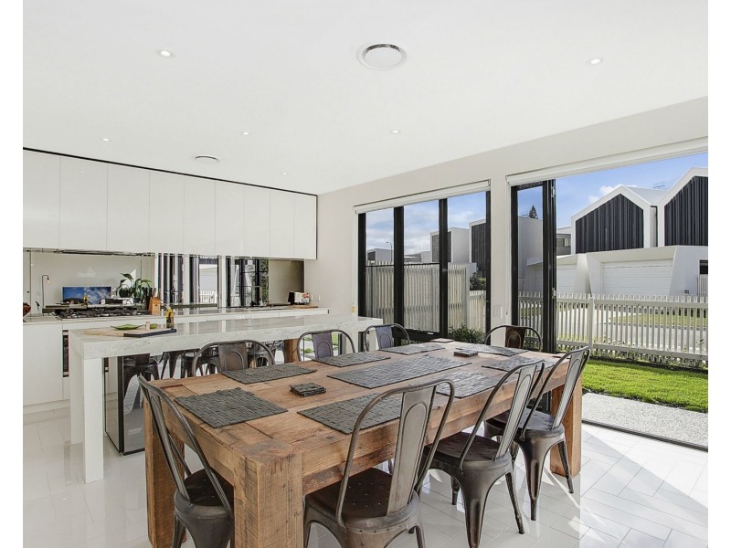 5/22 Magnoli Circuit, Palm Beach QLD 4221