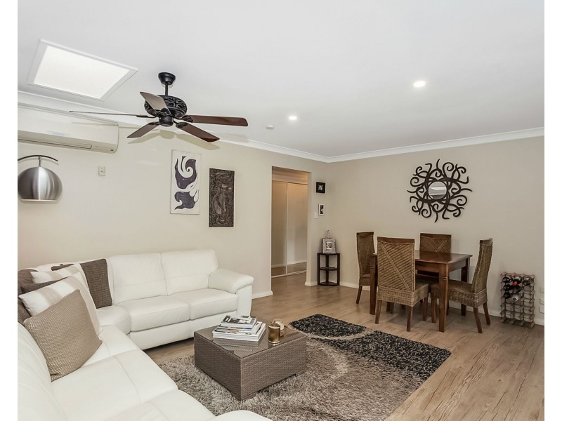 100 Auk Avenue, Burleigh Waters QLD 4220