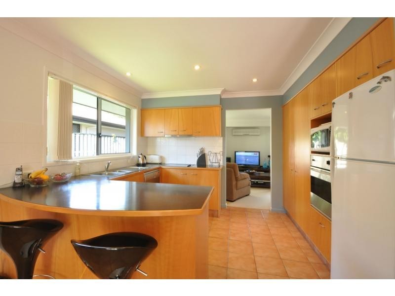 40 Seville Circuit, Burleigh Waters QLD 4220