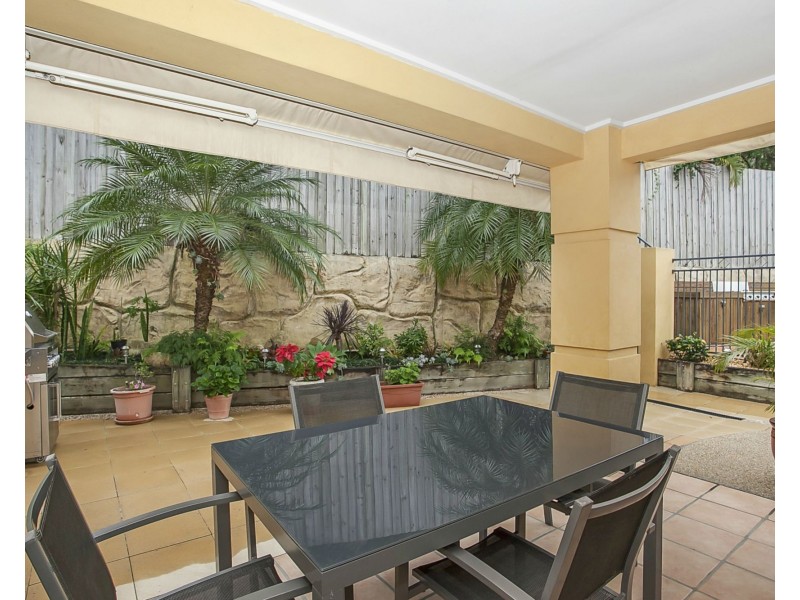 1/5 Karri Court, Burleigh Heads QLD 4220