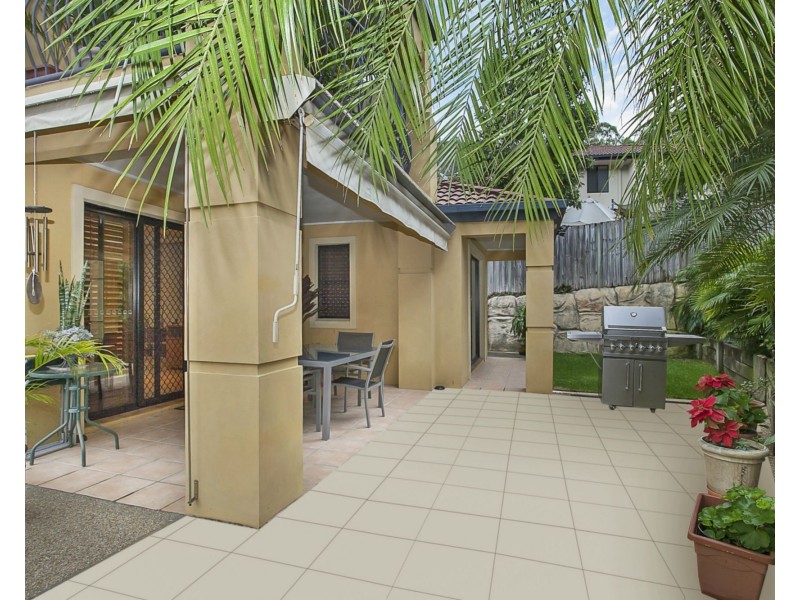 1/5 Karri Court, Burleigh Heads QLD 4220