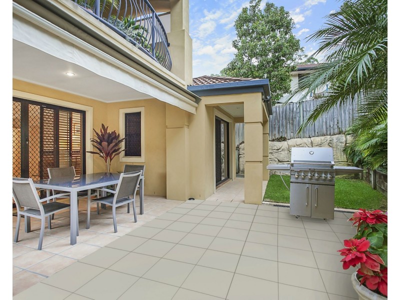 1/5 Karri Court, Burleigh Heads QLD 4220