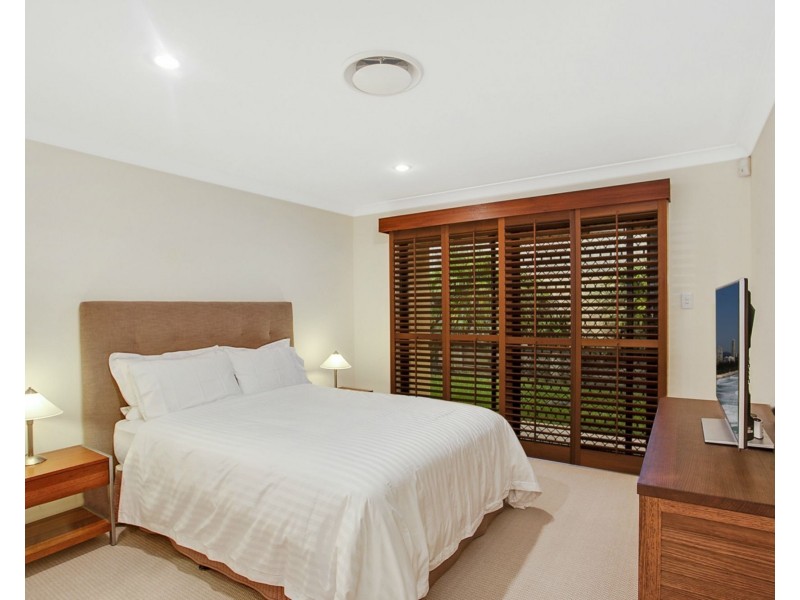 1/5 Karri Court, Burleigh Heads QLD 4220