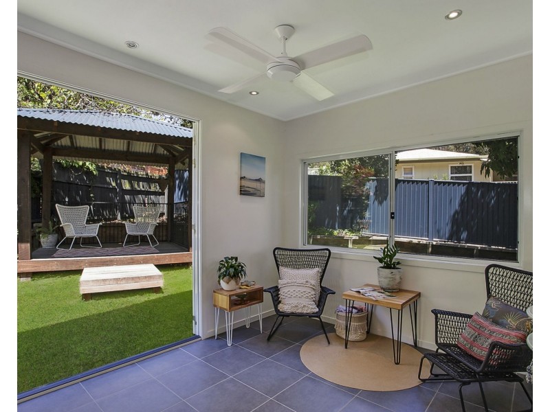 218 Ocean Parade, Burleigh Heads QLD 4220