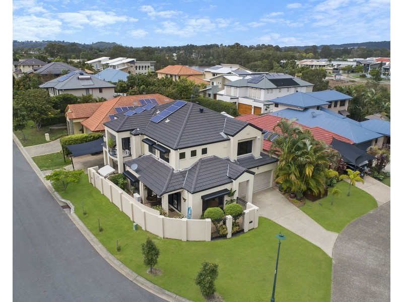 2/8 Acklin Court, Varsity Lakes QLD 4227