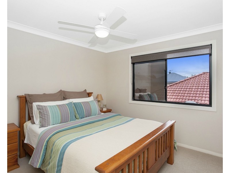 2/8 Acklin Court, Varsity Lakes QLD 4227
