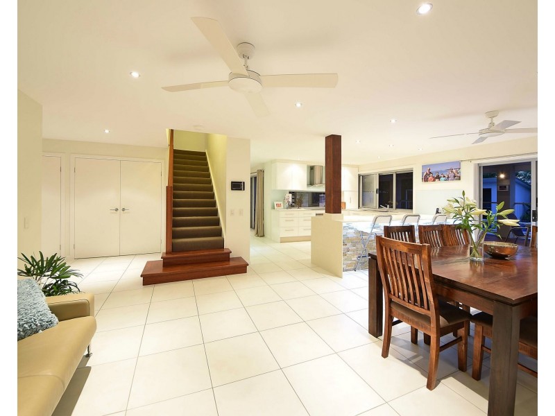 28 Bluejay Street, Burleigh Waters QLD 4220