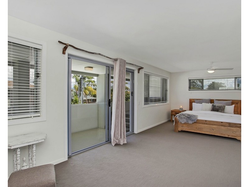 28 Bluejay Street, Burleigh Waters QLD 4220