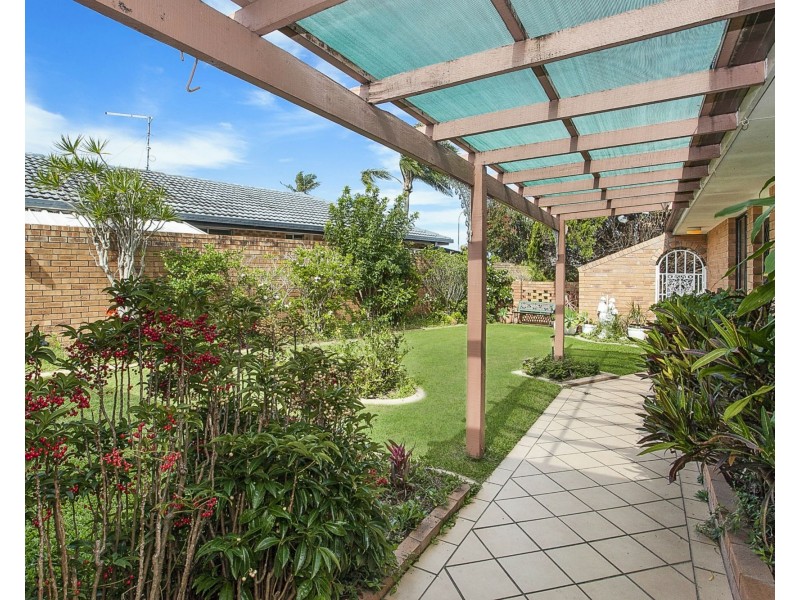 194 Acanthus Avenue, Burleigh Waters QLD 4220