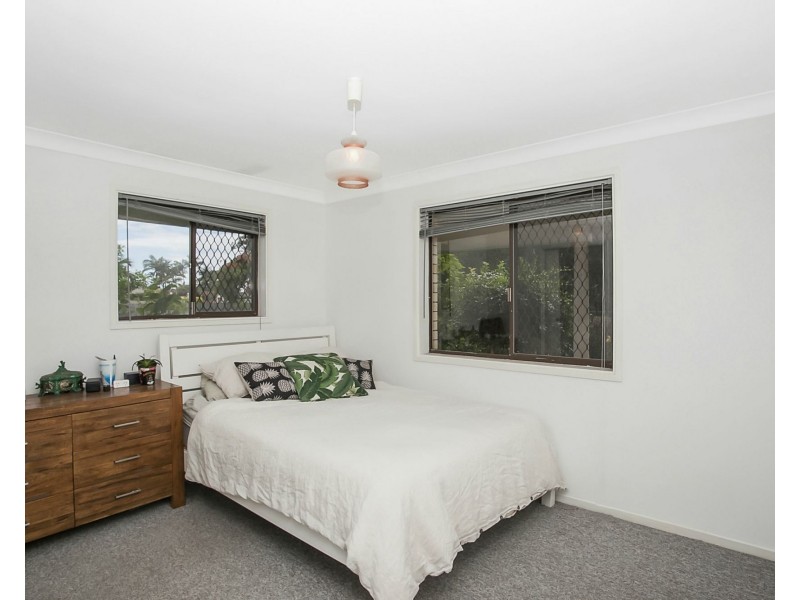 152 Burleigh Street, Burleigh Waters QLD 4220