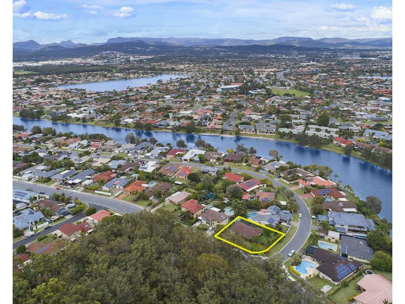 152 Burleigh Street, Burleigh Waters QLD 4220