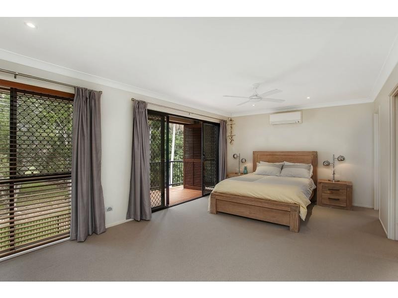 2/10 Cantala Avenue, Miami QLD 4220