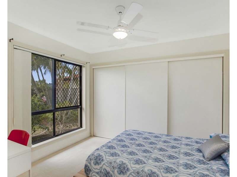 6 Tropicana Circuit, Burleigh Waters QLD 4220