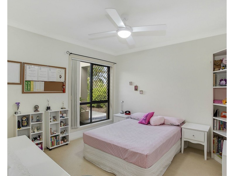 6 Tropicana Circuit, Burleigh Waters QLD 4220