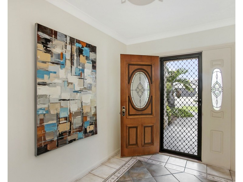 6 Tropicana Circuit, Burleigh Waters QLD 4220