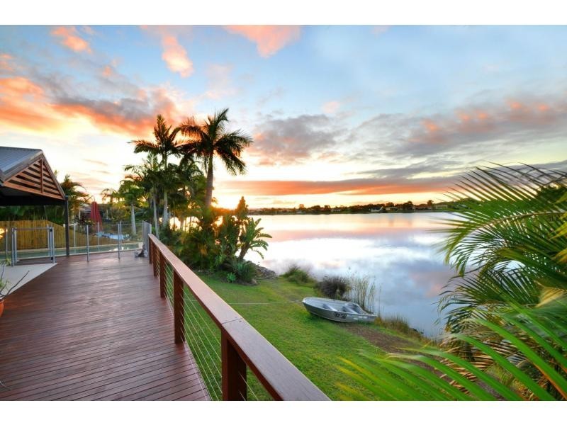 21 Wedgebill Parade, Burleigh Waters QLD 4220