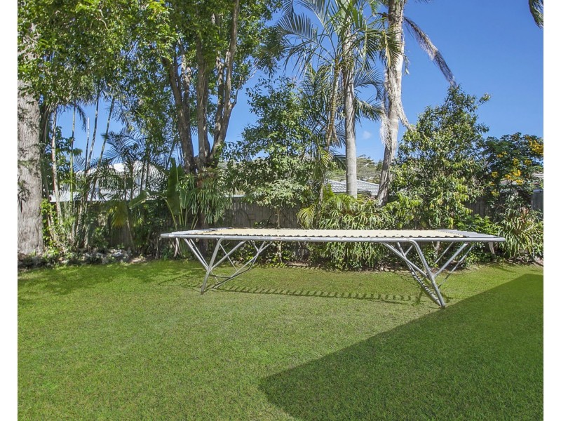 36 Kingfisher Crescent, Burleigh Waters QLD 4220