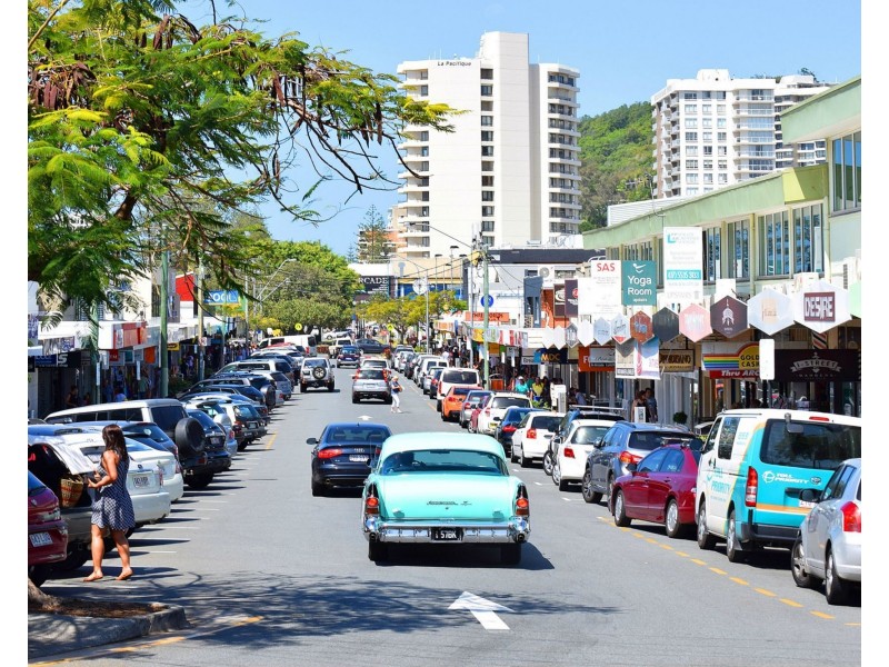 36 Kingfisher Crescent, Burleigh Waters QLD 4220