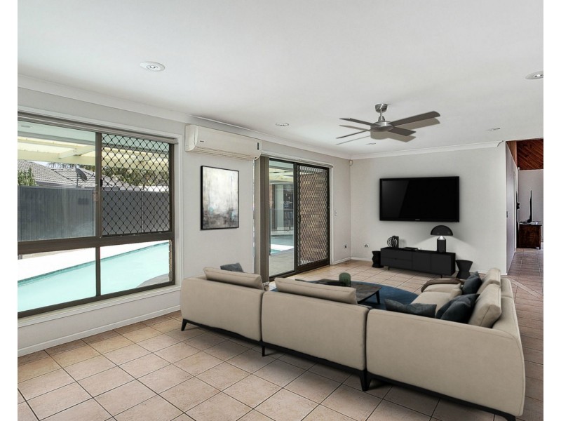 18 Anthony Drive, Burleigh Waters QLD 4220