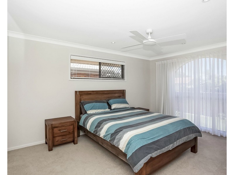 18 Anthony Drive, Burleigh Waters QLD 4220