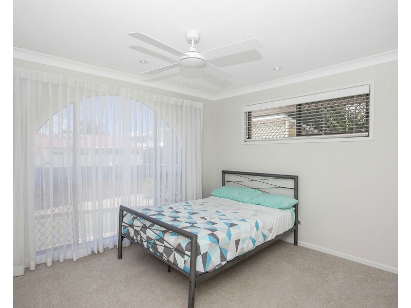 18 Anthony Drive, Burleigh Waters QLD 4220