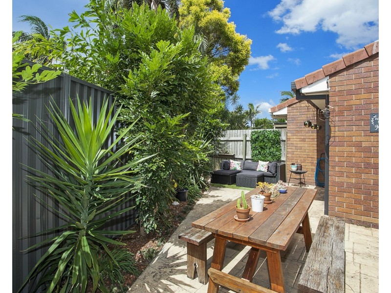 4/25 Wagtail Court, Burleigh Waters QLD 4220