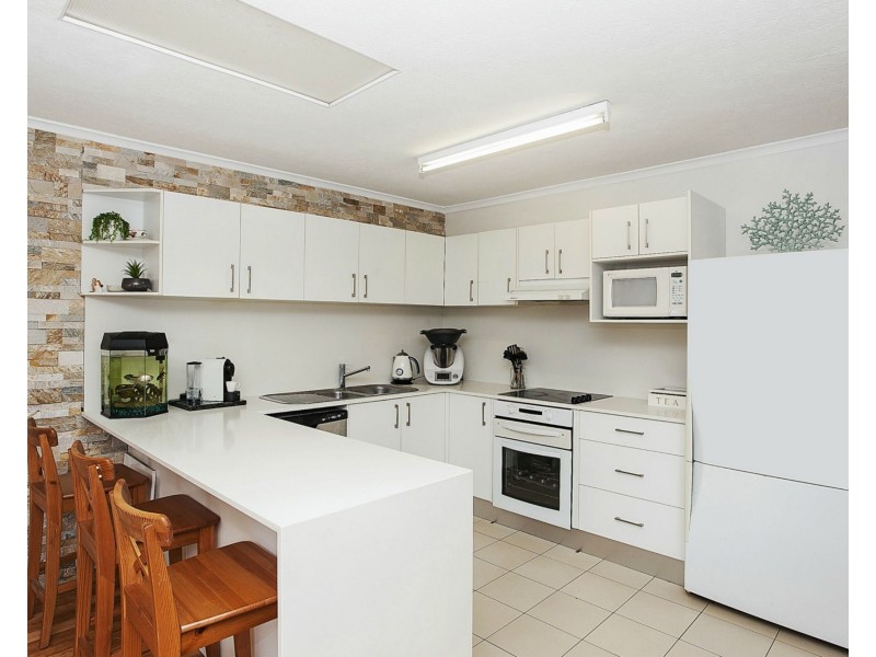 4/25 Wagtail Court, Burleigh Waters QLD 4220