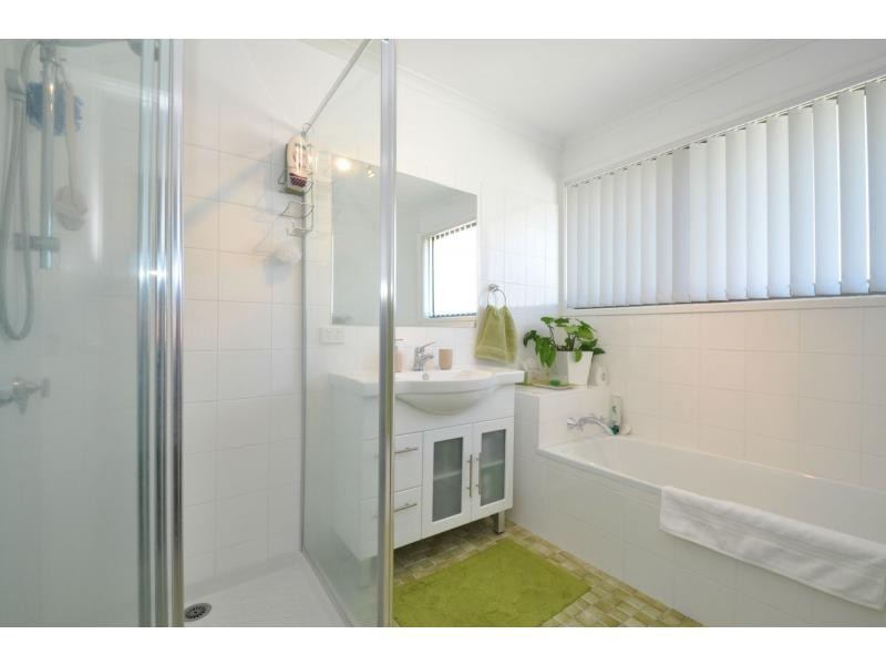 157 Acanthus Avenue, Burleigh Waters QLD 4220