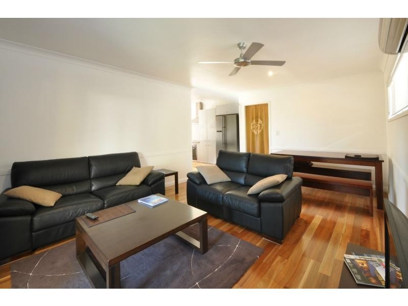 165 Nobby Parade, Miami QLD 4220