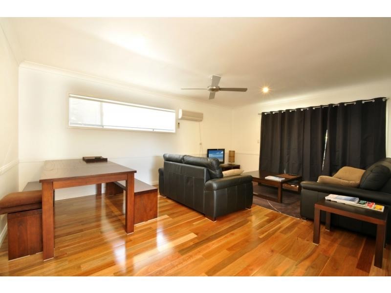 165 Nobby Parade, Miami QLD 4220