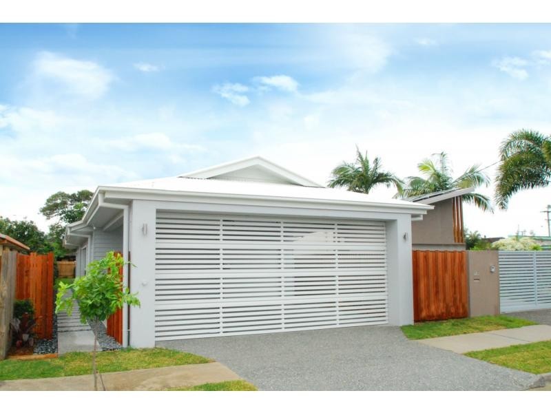 135 Nobby Parade, Miami QLD 4220