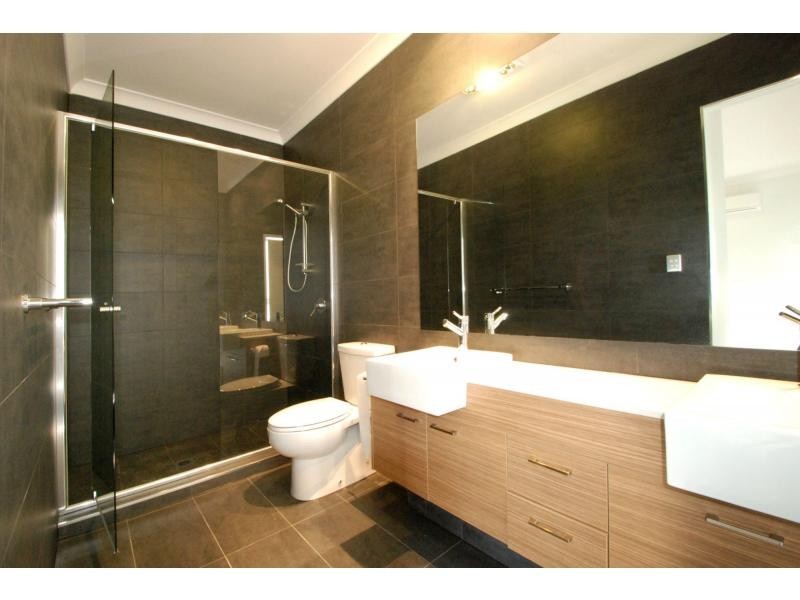 135 Nobby Parade, Miami QLD 4220