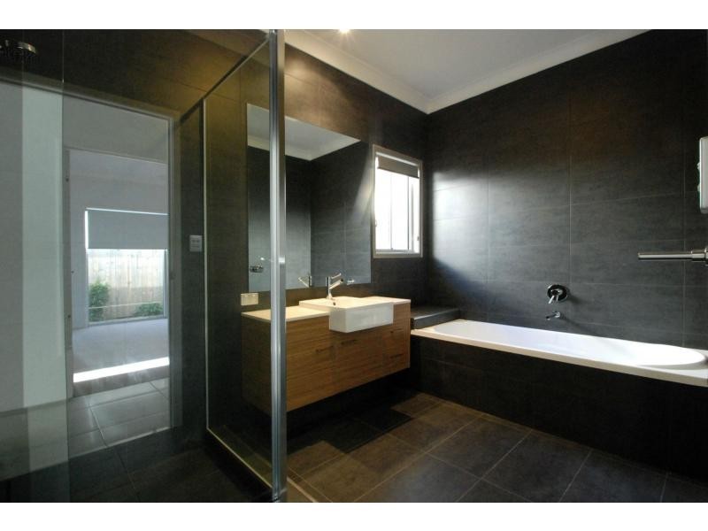 135 Nobby Parade, Miami QLD 4220