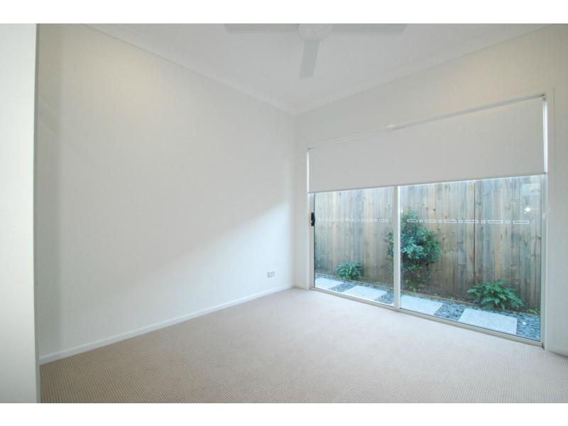 135 Nobby Parade, Miami QLD 4220