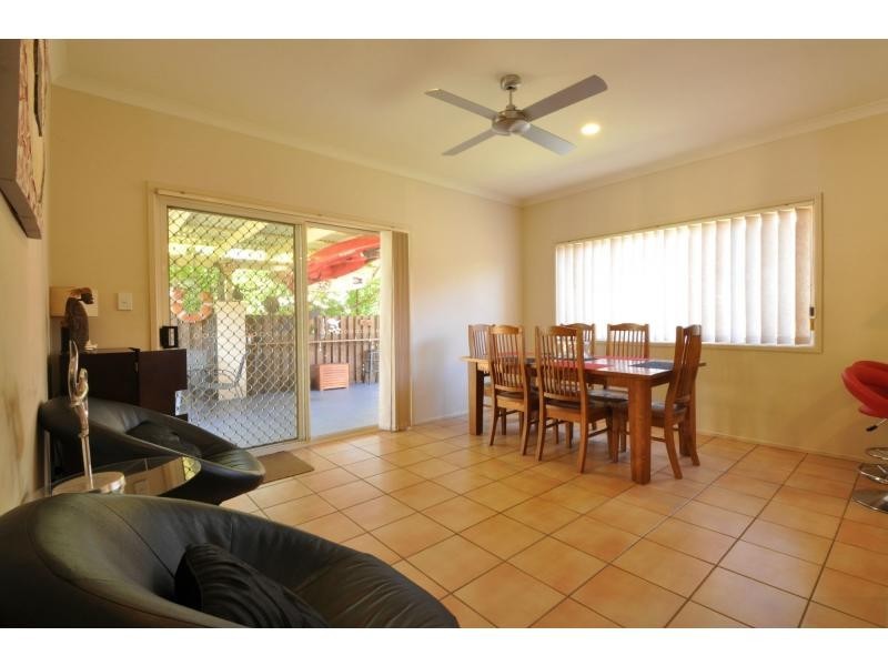 3/16 Gardendale Crescent, Burleigh Waters QLD 4220