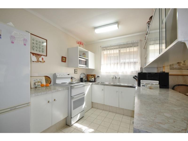 76 Nobby Parade, Miami QLD 4220