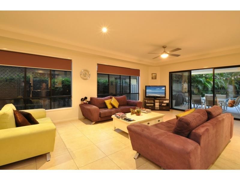 157 Nobby Parade, Miami QLD 4220