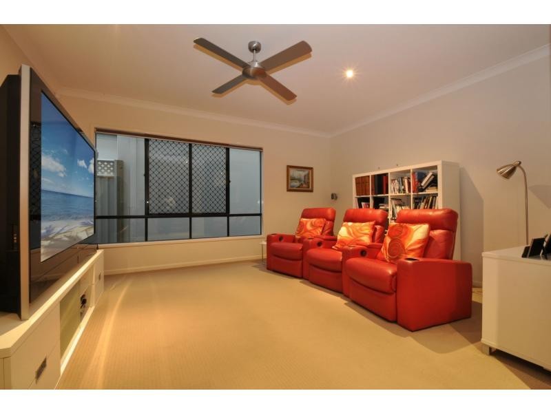 157 Nobby Parade, Miami QLD 4220