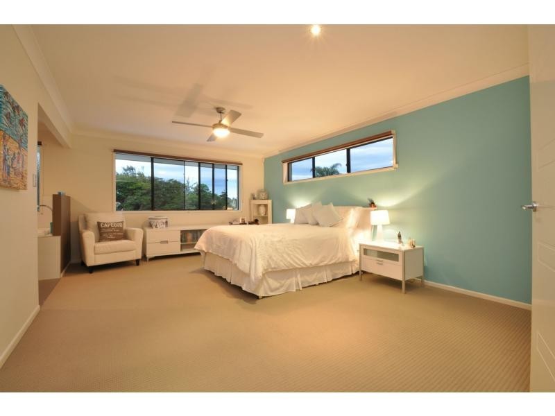 157 Nobby Parade, Miami QLD 4220