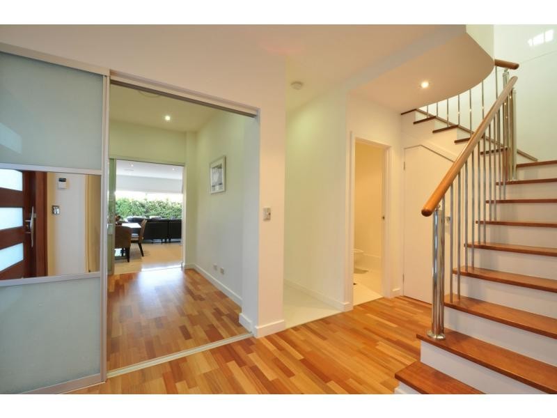 1/40 Albion Avenue, Miami QLD 4220