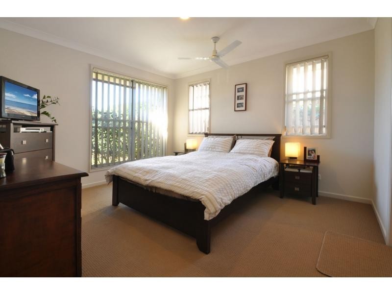 91 Harrier Drive, Burleigh Waters QLD 4220