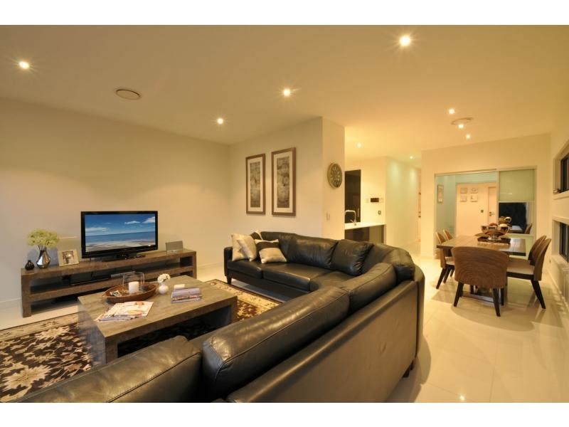 1/40 Albion Avenue, Miami QLD 4220