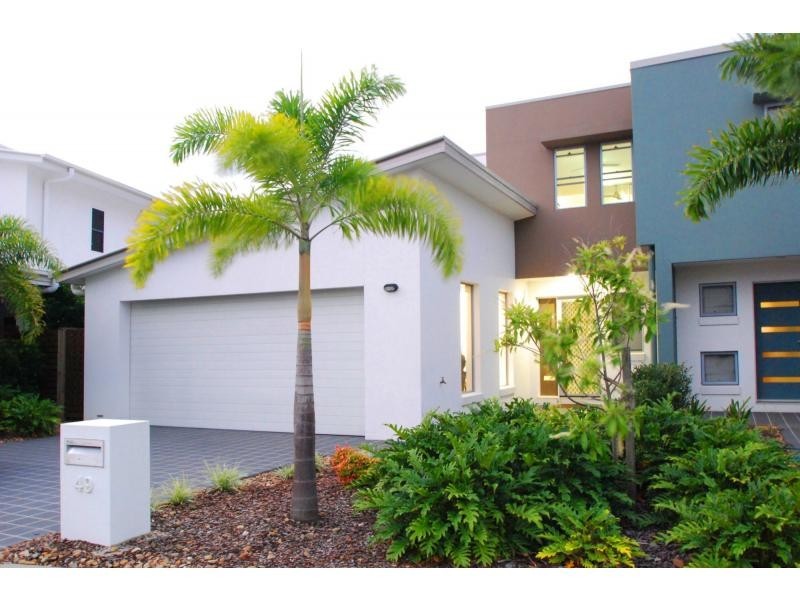 49 Barcelona Way, Burleigh Waters QLD 4220