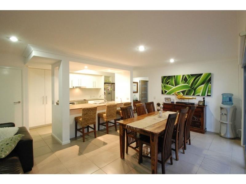 49 Barcelona Way, Burleigh Waters QLD 4220