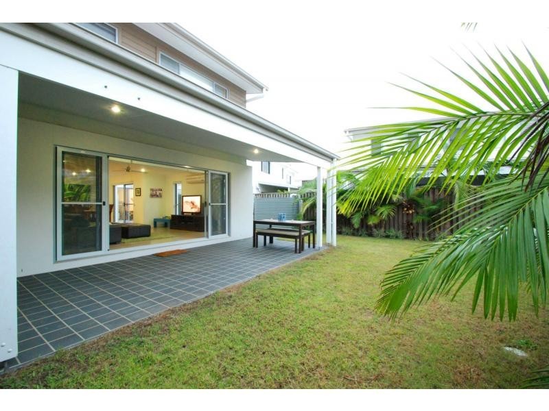 49 Barcelona Way, Burleigh Waters QLD 4220